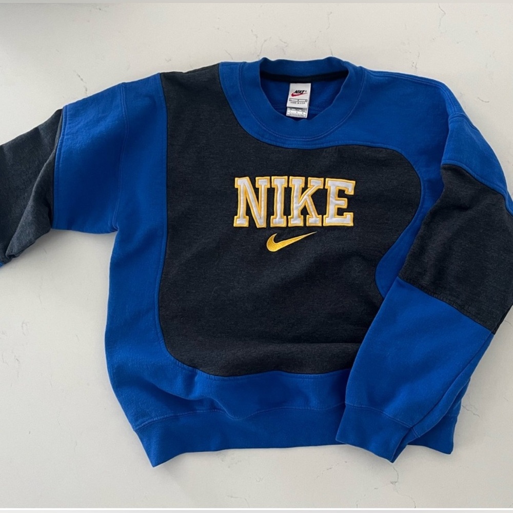 Reworked Nike Crew 💙